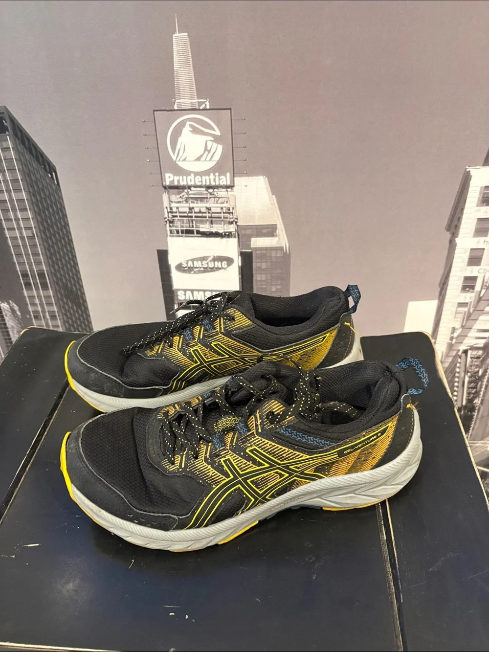 Womens Black and Yellow Running Shoes